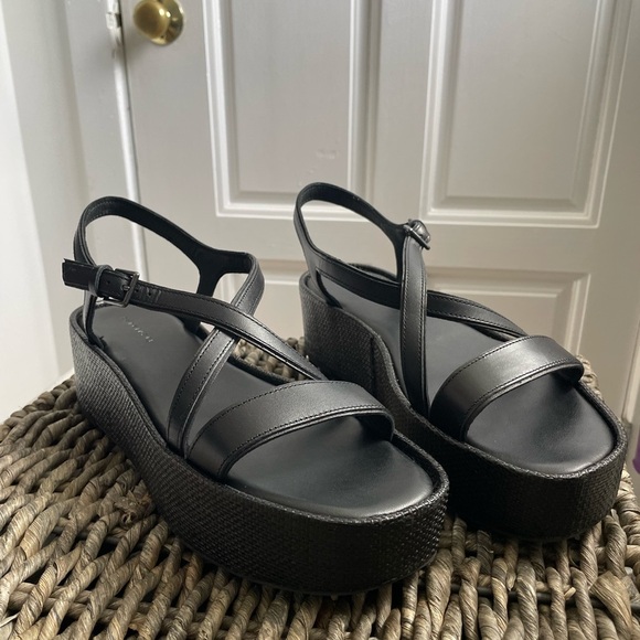 Size 11 Sanctuary Black Platform Sandals with Chunky Sole - Picture 1 of 6